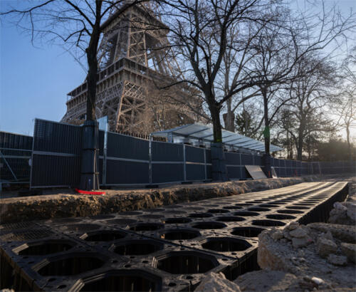 À Paris